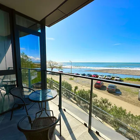 Tg Wild Beach & Pool In Chakvi Batumi Exterior photo
